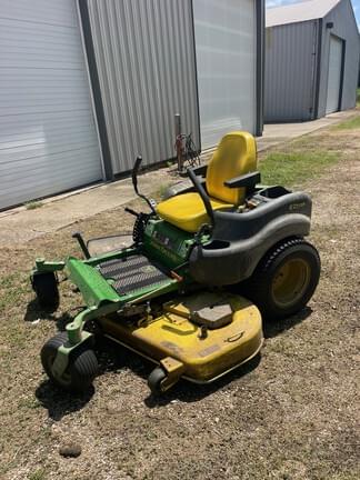 Image of John Deere Z665 equipment image 2
