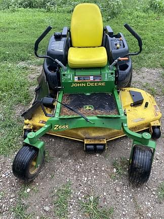 Image of John Deere Z665 equipment image 1