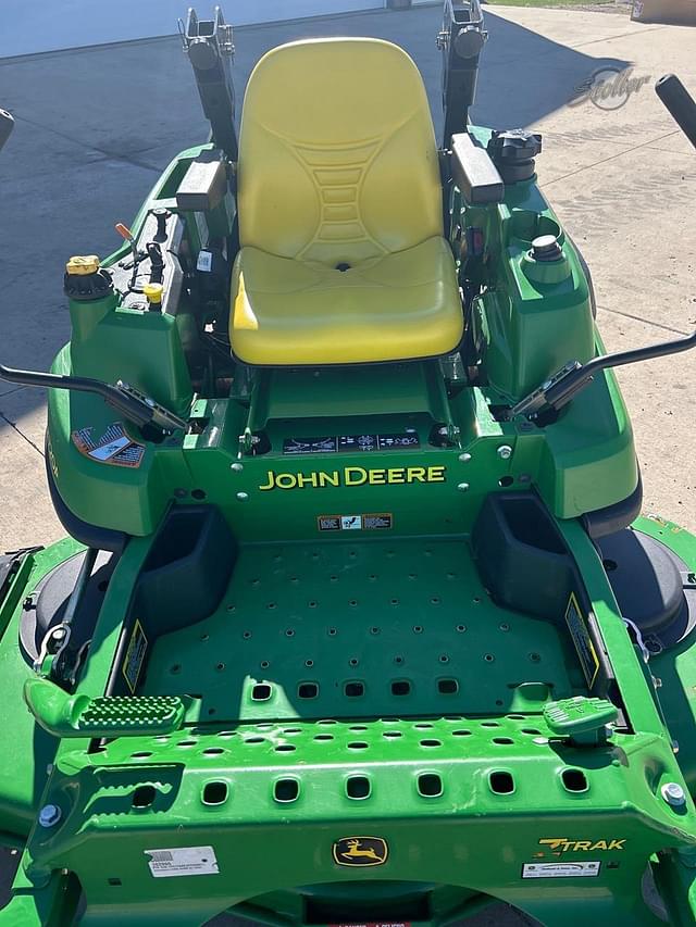 Image of John Deere Z720A equipment image 4