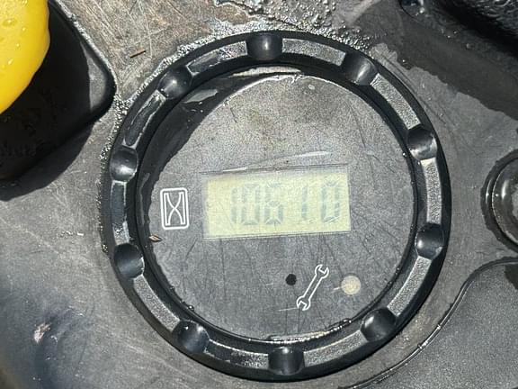 Image of John Deere Z915B equipment image 3