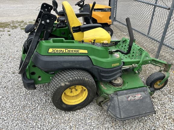 Image of John Deere Z920A equipment image 2