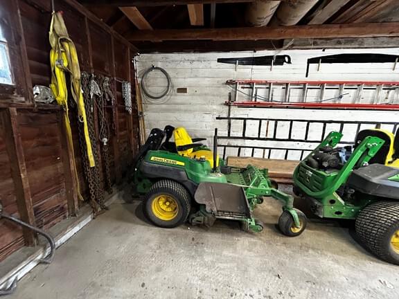 Image of John Deere Z925A Primary image