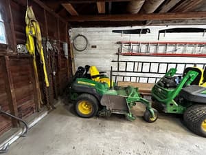 2012 John Deere Z925A Image