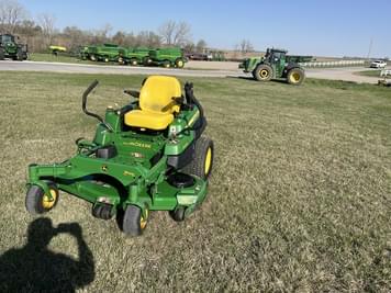 Main image John Deere Z925A