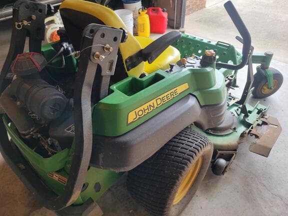 Image of John Deere Z930A equipment image 3