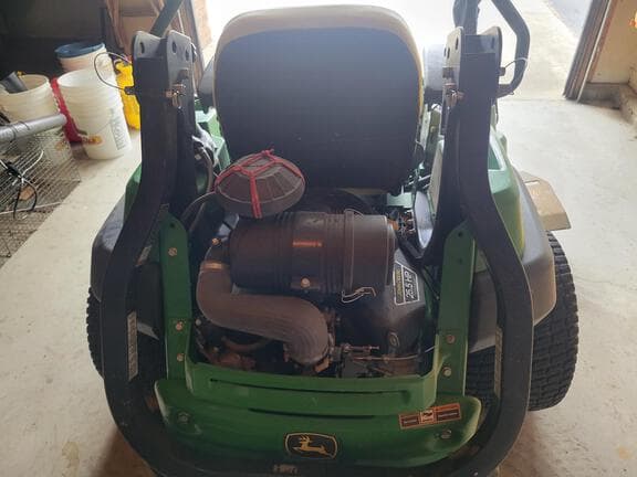 Image of John Deere Z930A equipment image 4