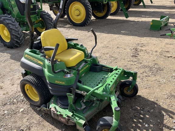 Main image John Deere Z930A