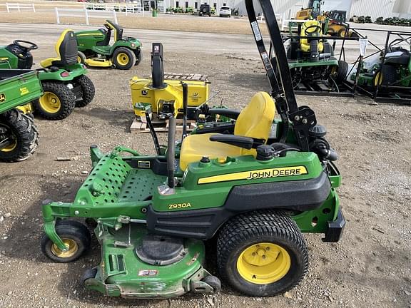 Image of John Deere Z930A equipment image 3