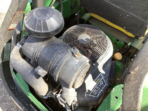 Image of John Deere Z930A equipment image 4