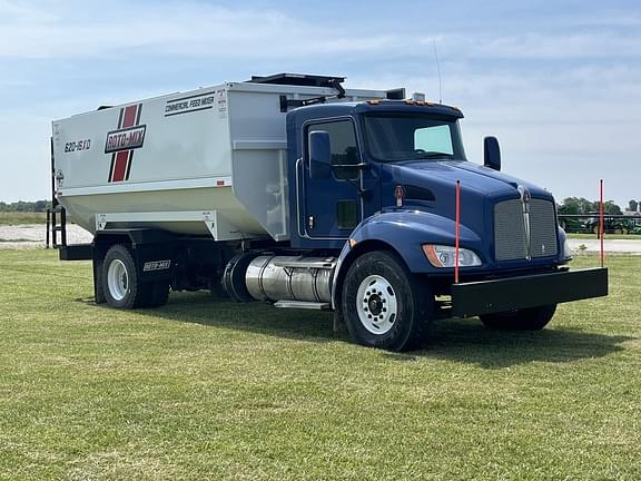 Image of Kenworth T-370 equipment image 4