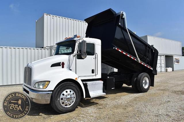 Image of Kenworth T370 equipment image 3
