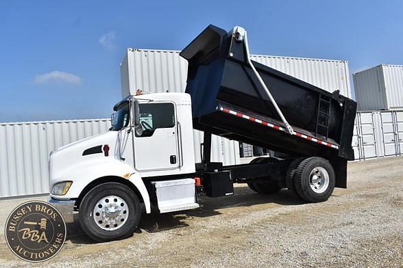 Image of Kenworth T370 equipment image 3