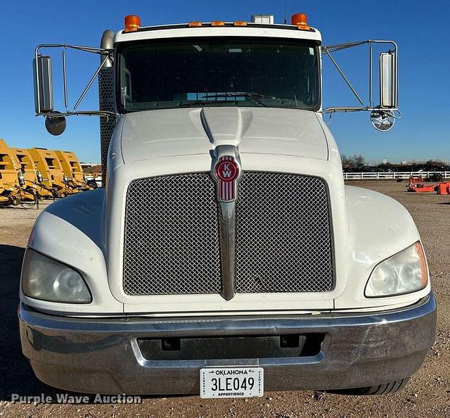 Image of Kenworth T370 equipment image 1