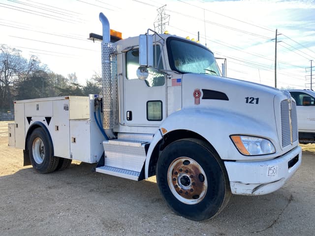 Image of Kenworth T370 equipment image 3