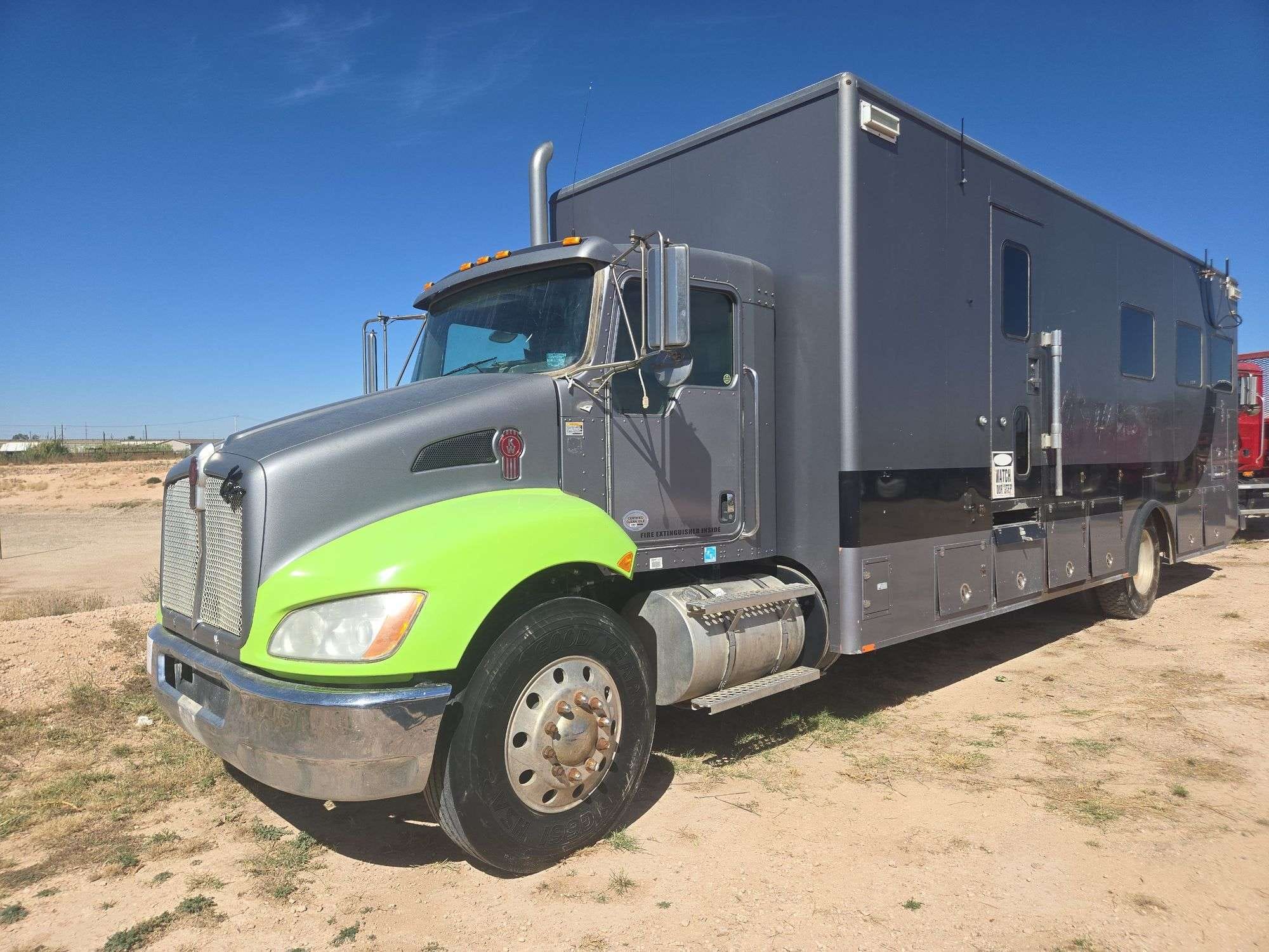 2012 Kenworth T370 Equipment Image0