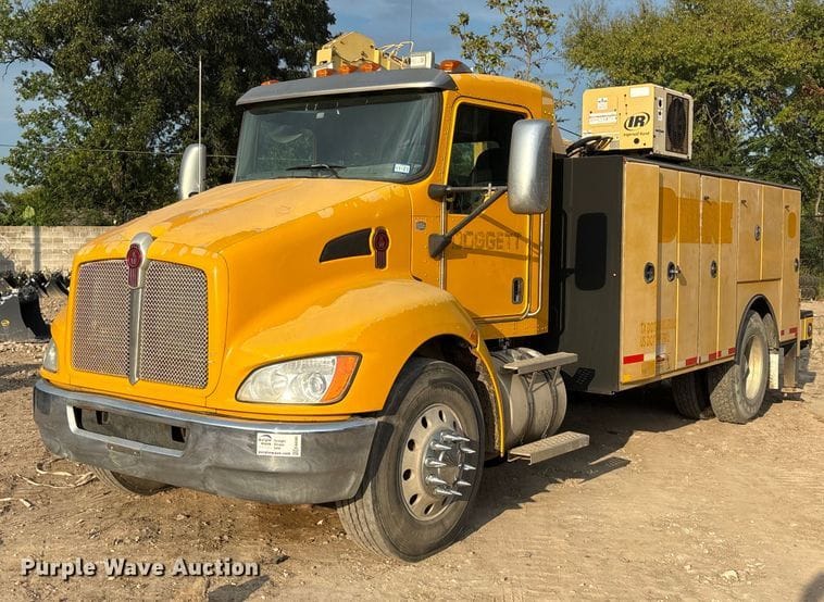 2012 Kenworth T370 Equipment Image0