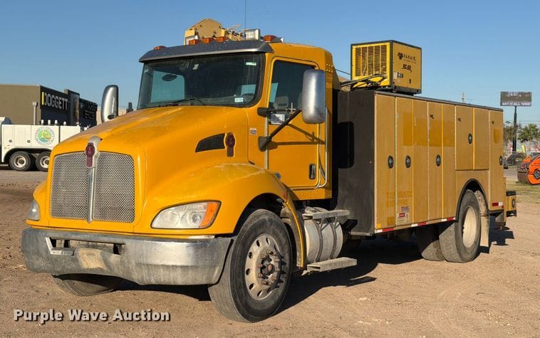 2012 Kenworth T370 Equipment Image0