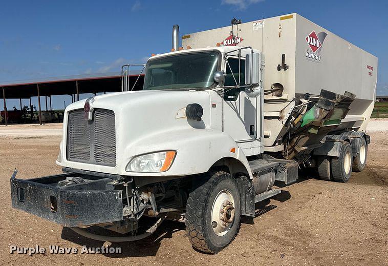 Image of Kenworth T400 Primary image