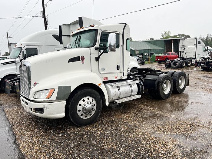 Image of Kenworth T6 Primary image