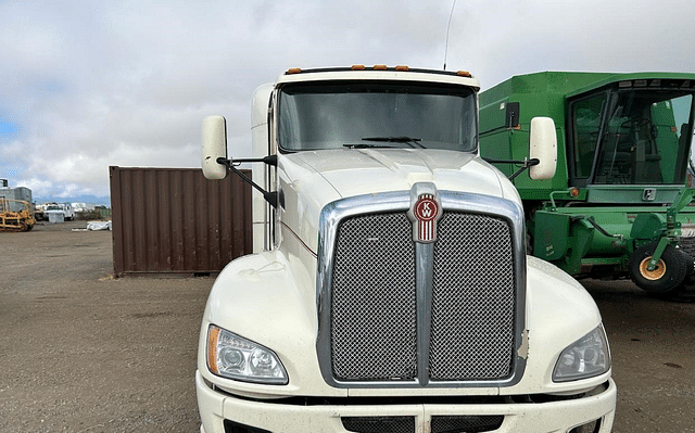 Image of Kenworth T660 equipment image 1