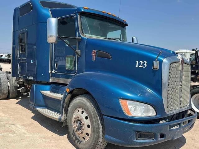 Image of Kenworth T660 equipment image 2