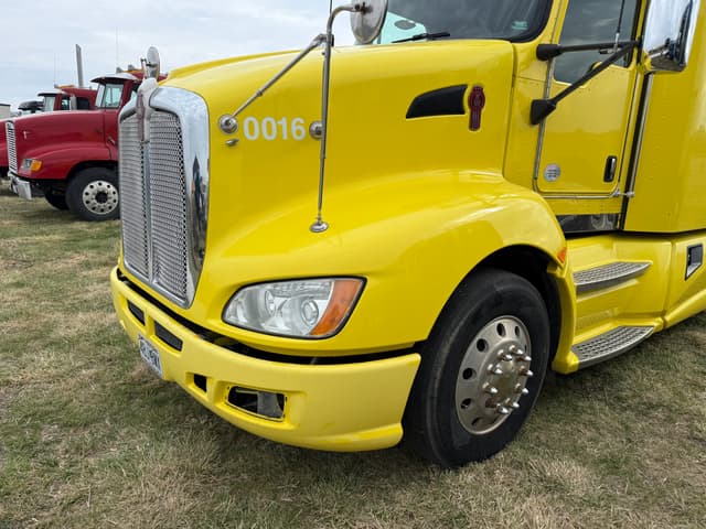 Image of Kenworth T660 equipment image 1
