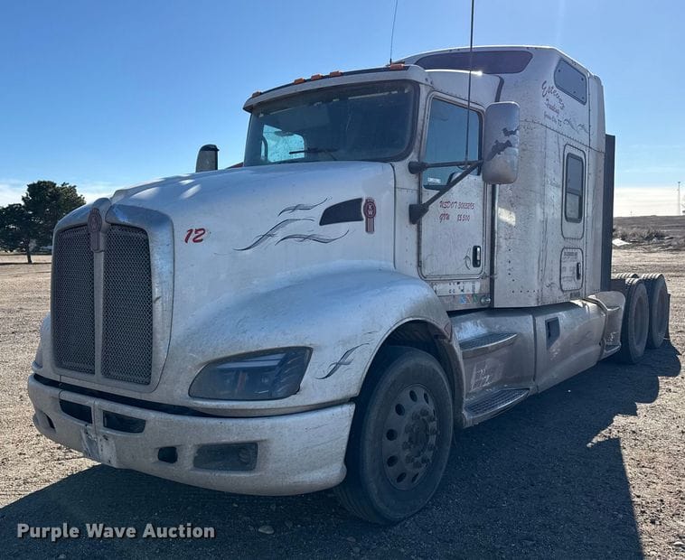 2012 Kenworth T660 Equipment Image0