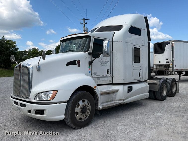 2012 Kenworth T660 Equipment Image0