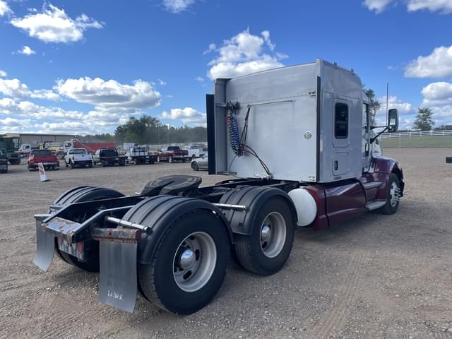 Image of Kenworth T660 equipment image 4