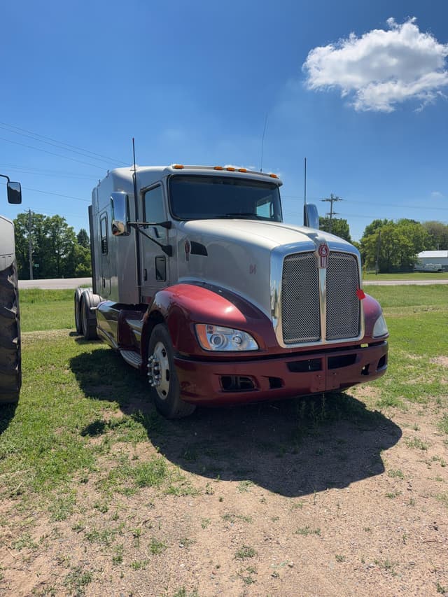 Image of Kenworth T660 equipment image 1