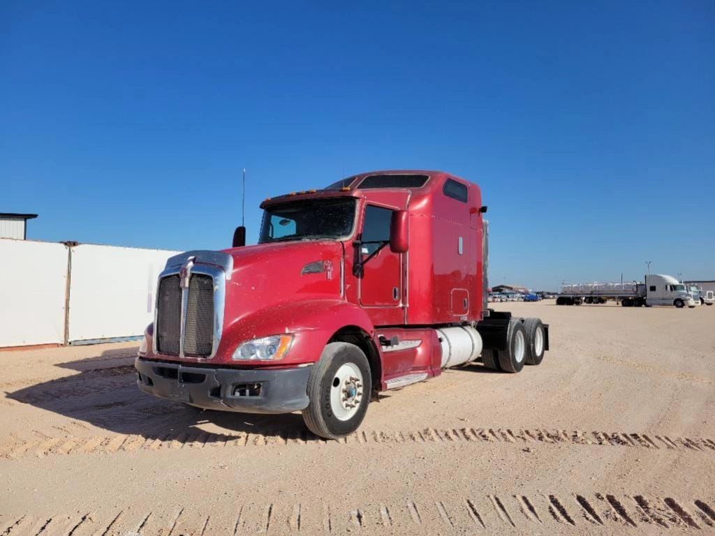 2012 Kenworth T660 Equipment Image0