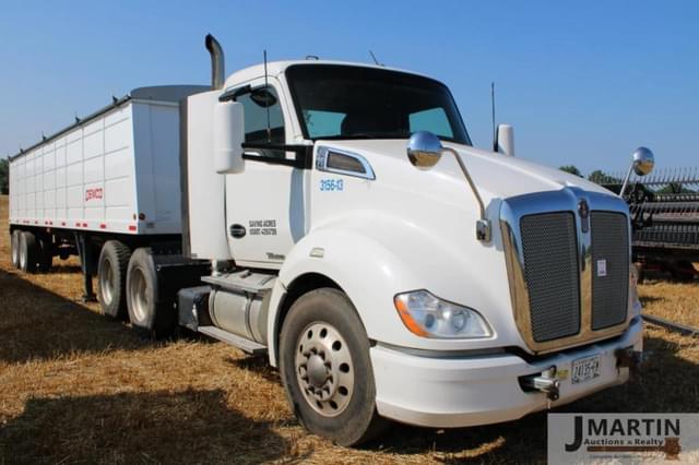 Image of Kenworth T680 equipment image 1