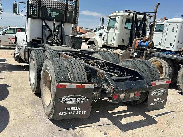 Image of Kenworth T800 equipment image 3