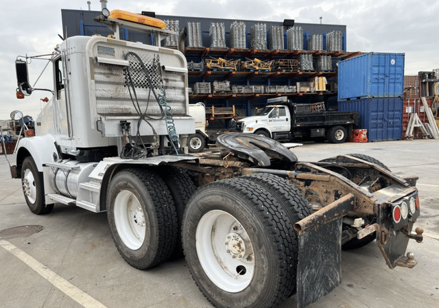Image of Kenworth T800 equipment image 2