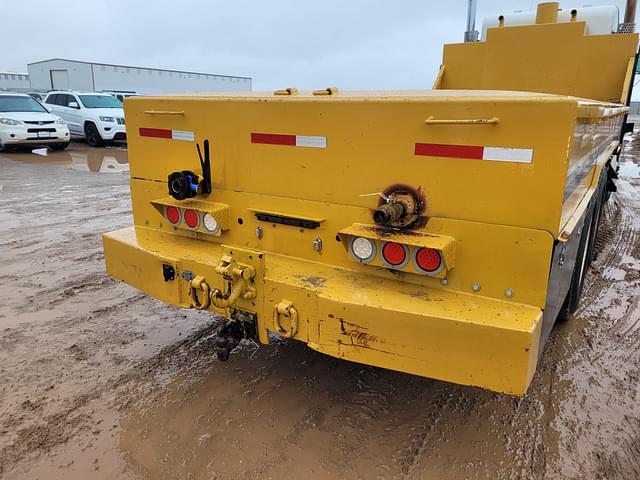 Image of Kenworth T800 equipment image 3