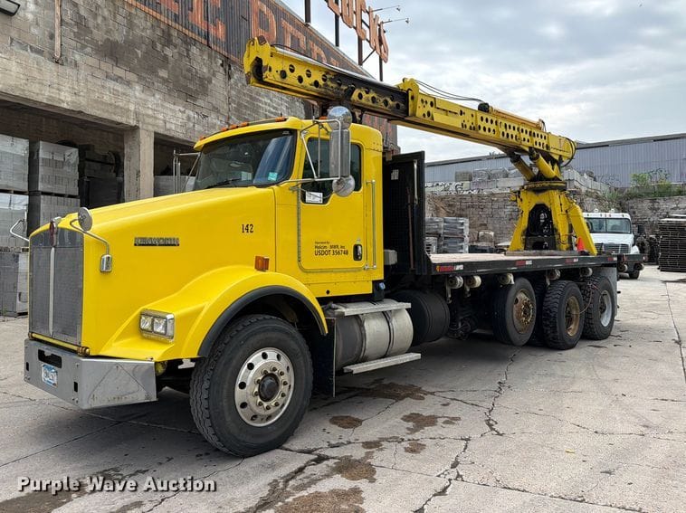 2012 Kenworth T800 Equipment Image0