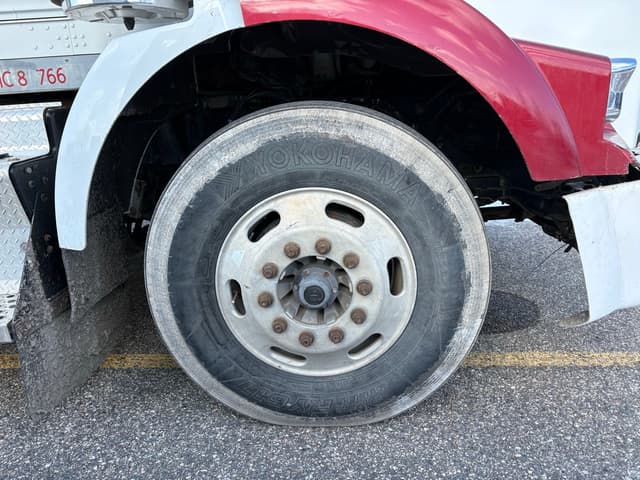 Image of Kenworth T800 equipment image 3