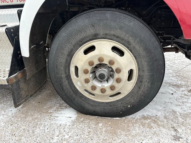 Image of Kenworth T800 equipment image 3