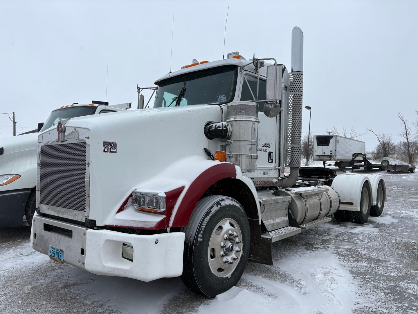 2012 Kenworth T800 Equipment Image0