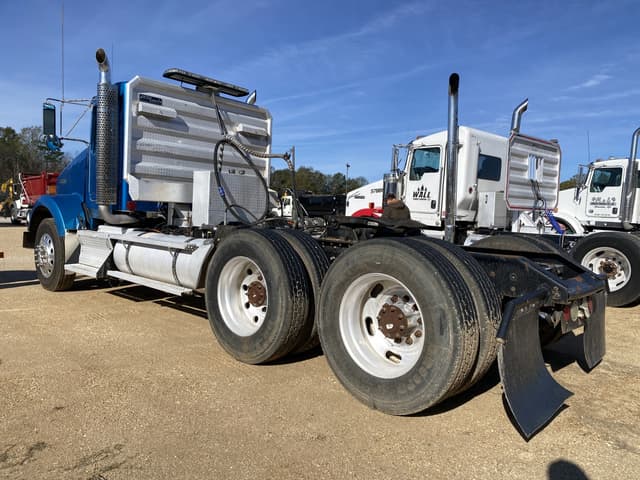 Image of Kenworth T800 equipment image 1