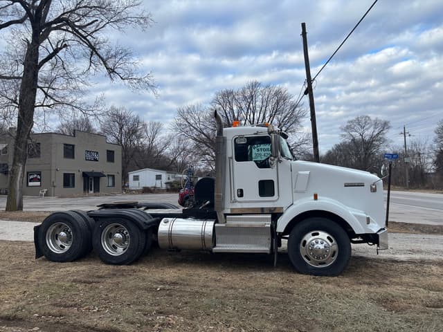 Image of Kenworth T800 equipment image 4