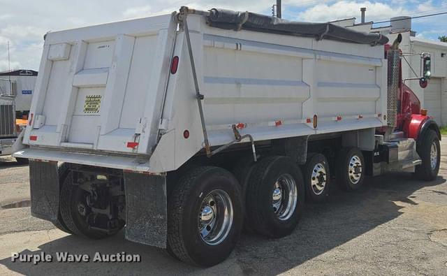 Image of Kenworth T800 equipment image 4
