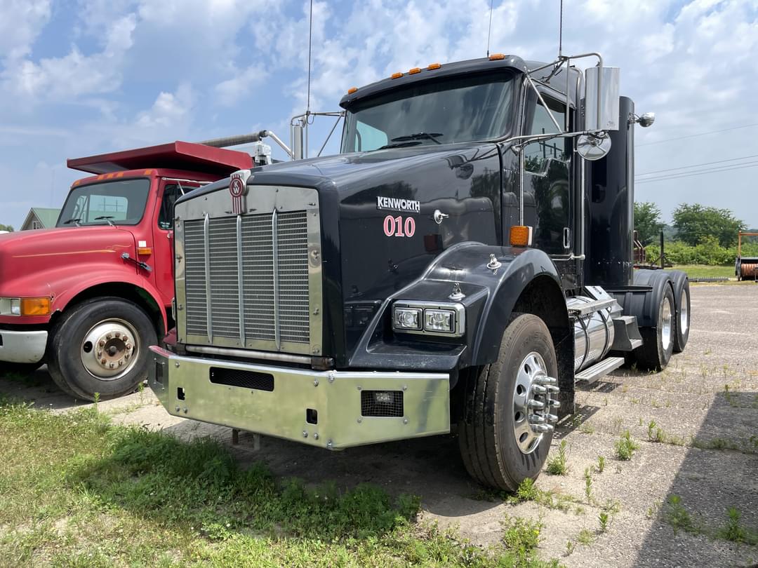 Image of Kenworth T800 Primary image