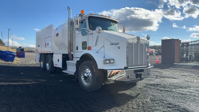 Image of Kenworth T800 equipment image 2