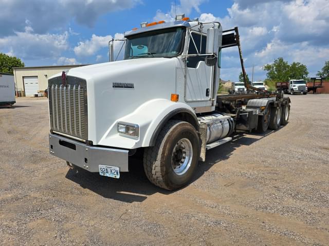 Image of Kenworth T800 equipment image 2