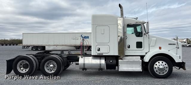 Image of Kenworth T800 equipment image 3