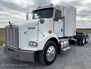 2012 Kenworth T800 Image