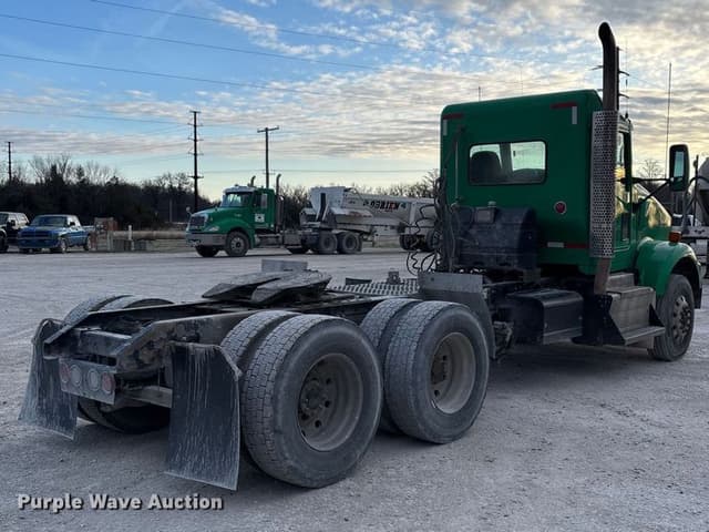 Image of Kenworth T800 equipment image 4