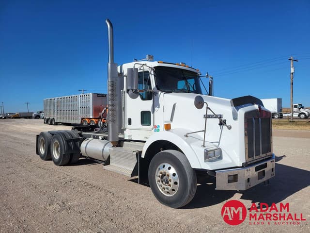 Image of Kenworth T800 equipment image 1