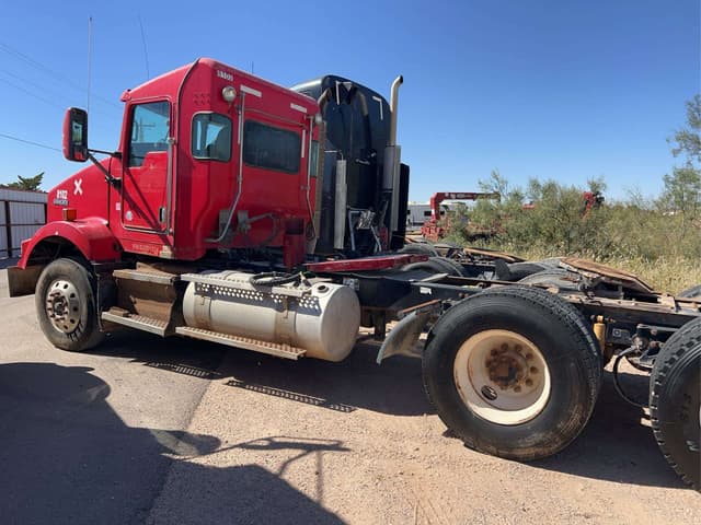 Image of Kenworth T800 equipment image 3